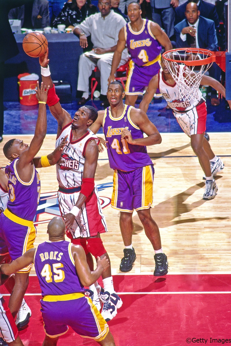 【NBA】今日は何の日？ 20年前にアキーム・オラジュワンが当時史上3人目となる通算2万4,000得点1万2,000リバウンド2,500