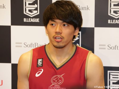 篠山竜青「3年目のBリーグを占うような開幕戦に」、富樫勇樹の印象は「髪型が崩れない」