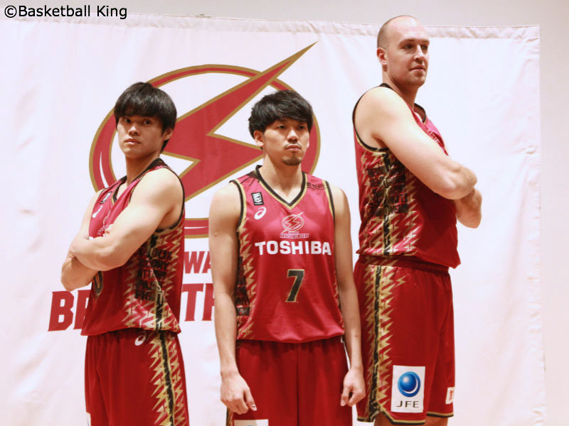 リーグ制覇 天皇杯獲得へ 川崎ブレイブサンダースが年末に大型イベント開催 限定ユニも配布 バスケットボールキング