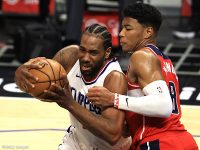 注目されたレナードと八村のマッチアップ…ウィザーズは前半からリード