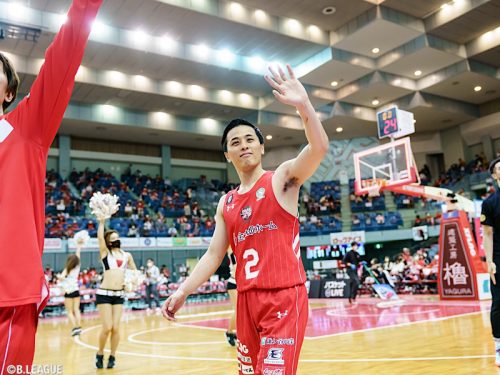 第4qで勝負を決めた千葉が横浜に勝利 富樫は13得点をマーク バスケットボールキング