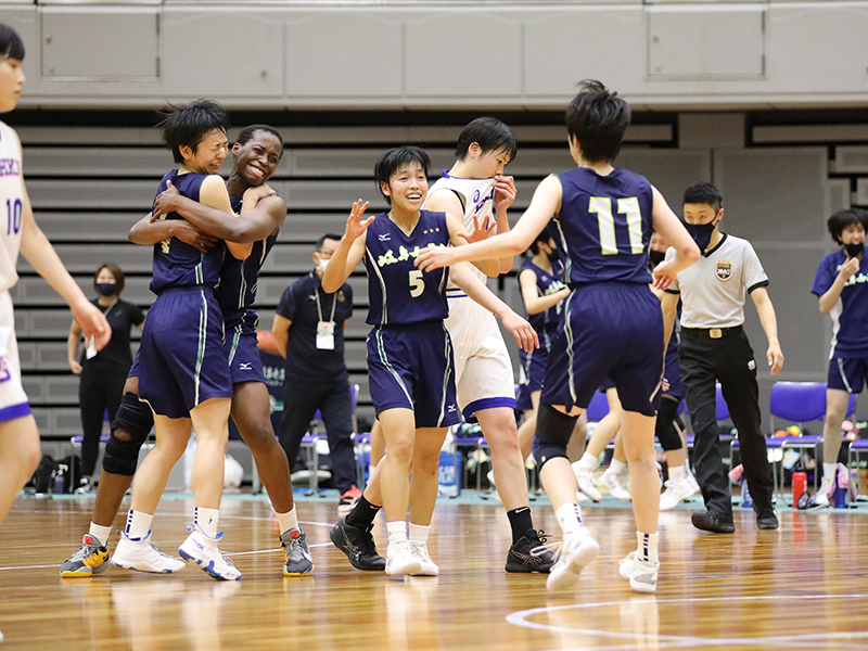 東海大会を制した岐阜女子がタイトなディフェンスで桜花学園のオフェンスを凌駕 バスケットボールキング