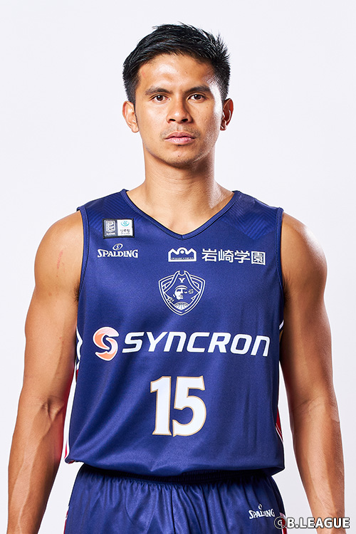 キーファー・ラベナのチーム写真