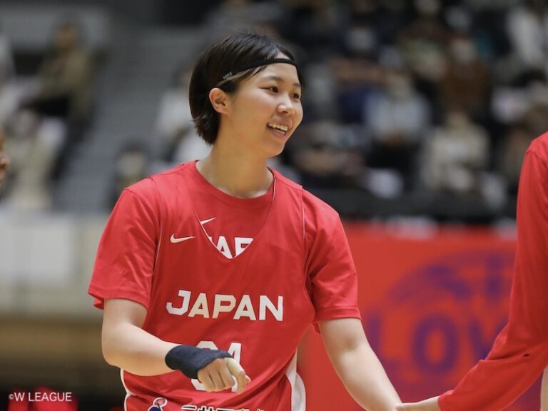 日本代表で経験を積む最年少の東藤なな子「学んだのは苦しい時に我慢する力」 バスケットボールキング