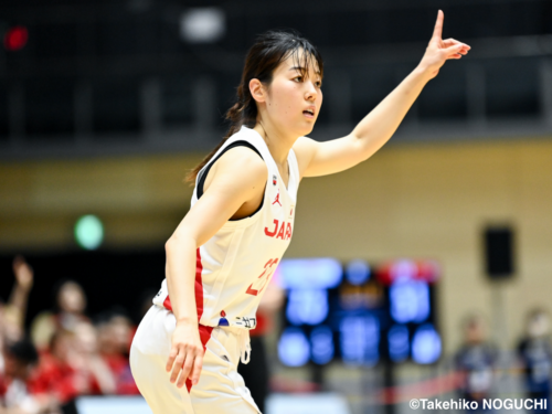 第3Qに8本の3ポイントで勝利を引き寄せた日本代表…山本麻衣「気にせず打ち続けた」