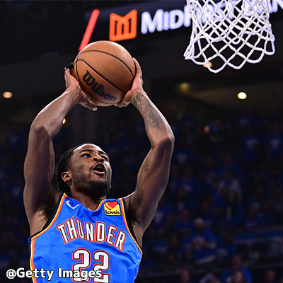 ケイソン・ウォレスのチーム写真