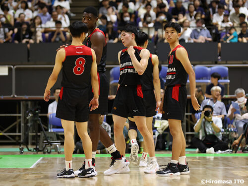 4年ぶりに夏の全国に戻ってきた東山…強豪たちを倒した手応えと決勝での後悔を冬への糧に