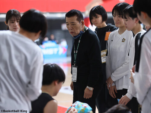 安定した戦いで準々決勝へとコマを進めるも…桜花学園・井上眞一コーチは「ディフェンスが良くない」