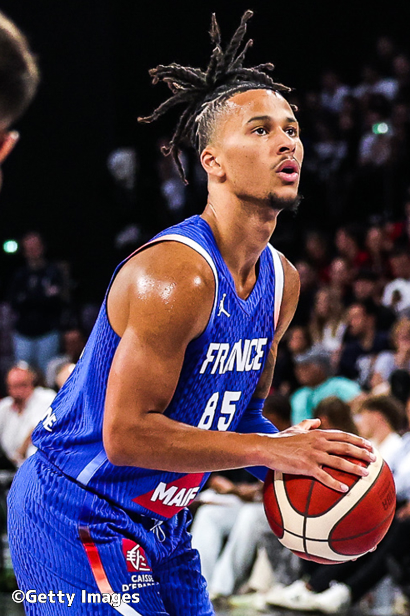 マシュー・ストラゼル | バスケットボールキング