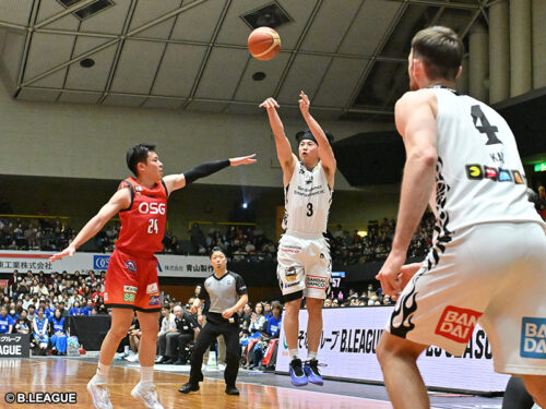 【動画】まさにトドメの一撃…島根に勝利をもたらしたニック・ケイの豪快ダンクシュート