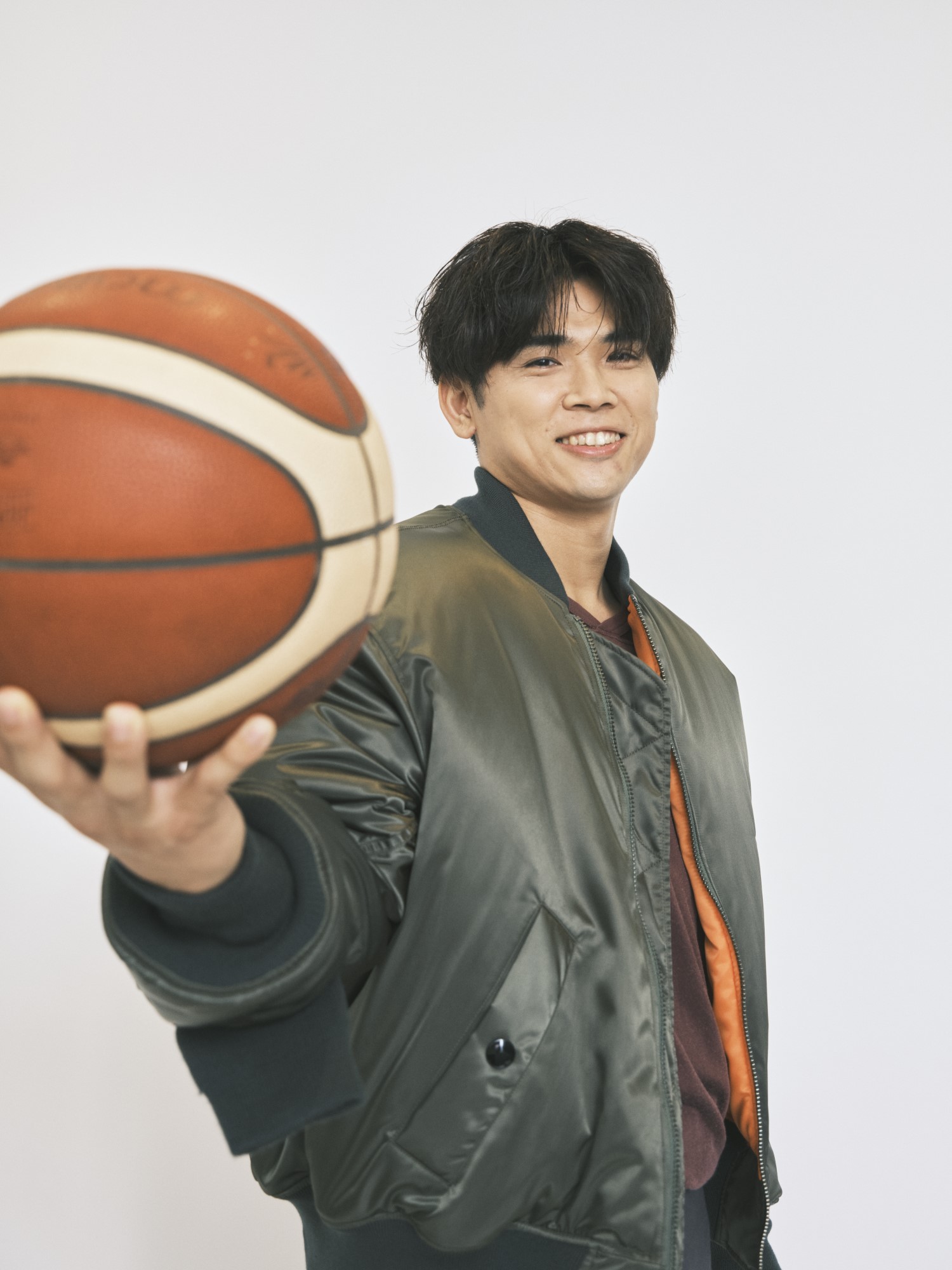 千葉ジェッツと『ar』のコラボフォトブック発売…富樫勇樹ら“オフ”な姿