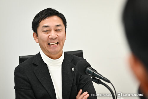 広島・朝山HCから学ぶ指揮官像とセカンドキャリア…島田チェアマン「HCの苦しみは経営者の苦しみに似ている」