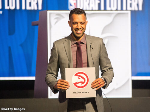 POを逃したホークスが早くもテコ入れ…在籍5年目のランドリー・フィールズGMを解雇