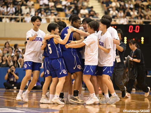 26回目の夏制覇を果たした桜花学園…選手、コーチ、それぞれの心の中に宿る亡き恩師の存在