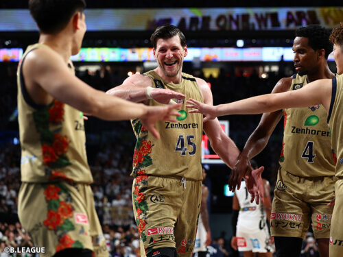 アメリカ代表で活動中のクーリーがメッセージ「このチームには本当に優秀な選手がいる」