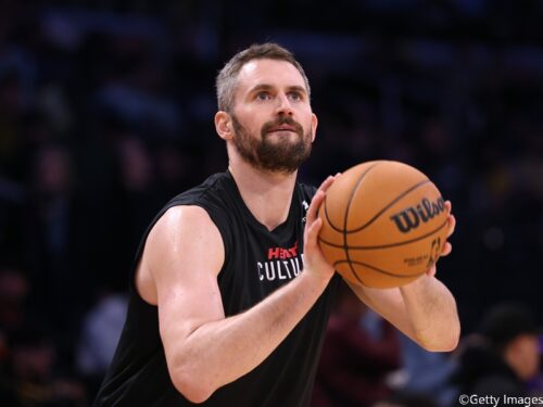 今夏はビールにリラード、エイトンらがバイアウトで移籍…次の候補はケビン・ラブか？