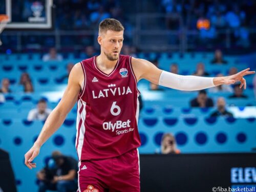 クリスタプス　ポージンギス　バスケットボールカード ベースボール・マガジン社 BBM＠BOOK CART