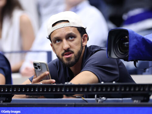 プロも認める“副業”の腕前「本当に素晴らしい」NBAプレーヤーがテニス全米OP決勝で写真撮影