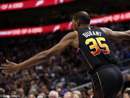 デュラントやシェングンらを擁するロケッツはウイングスパンで7フィート以上が9選手