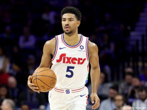 シクサーズの制限付きFAクエンティン・グライムズがアブダビ行きのチームフライトに同乗せず