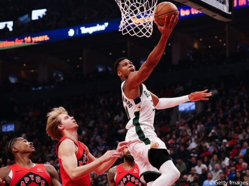 NBA史上初…ヤニスがシーズン最初の2戦で60得点、30リバウンド、10アシストをクリア