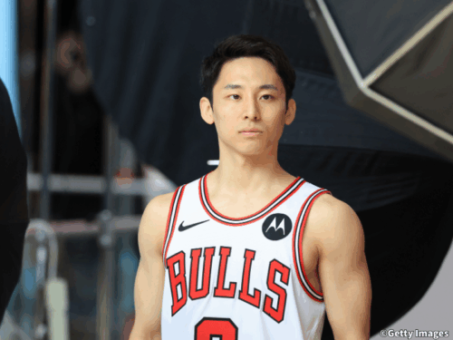 河村勇輝がシカゴに残りリハビリ続行…右下肢の負傷からの回復目指す