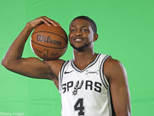 開幕2連勝スタートを切ったスパーズ…フォックスとオリニク、ソーハンが戦列復帰へ前進