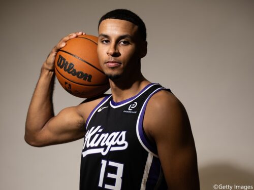 キングスの先発フォワード、キーガン・マレーが左手親指手術のため最低4～6週間を欠場