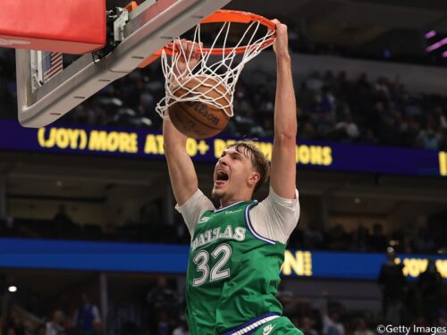 開幕2連敗のマブスが139得点を奪って今季初勝利…新人フラッグが22得点の活躍