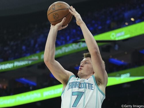 ホーネッツの新人コン・カニップルがキャリア最初の4戦でNBA新記録となる16本の3Pを成功