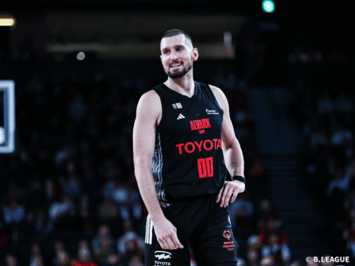 A東京のブランドン・デイヴィスが復帰…退団のザックは負傷者発生の三遠へ