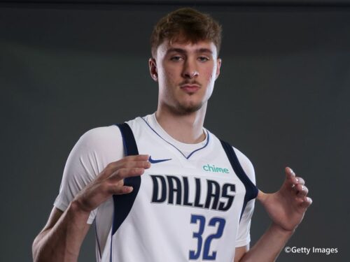 NBA、ユニフォームのパッチ導入を発表…ルーキーやアワード受賞者の着用後カードへ