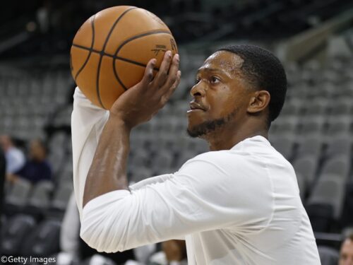 スパーズのエースガード、ディアロン・フォックスが日本時間9日のペリカンズ戦で今季初出場へ