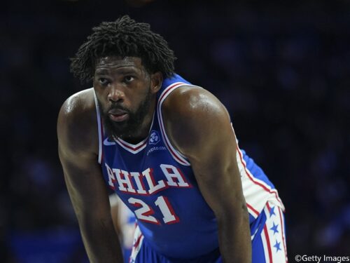 “下品な”ジェスチャーを見せたシクサーズのジョエル・エンビードへ約770万円の罰金処分