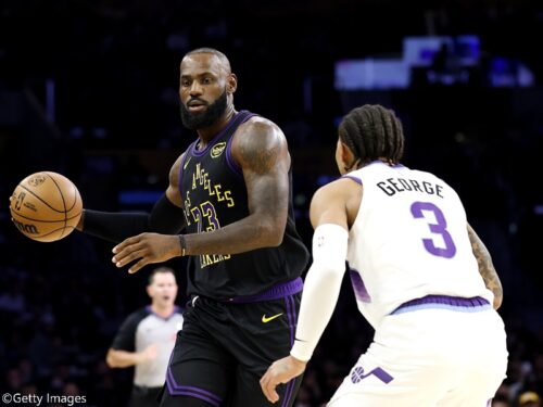 NBA歴代最長記録を樹立…レブロン・ジェームズが今季初出場、キャリア23年目が本格始動