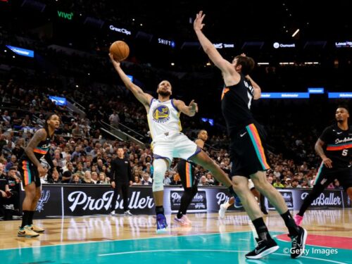 NBA docomo | カリー、今季2度目の40得点超え…指揮官絶賛「僕たち