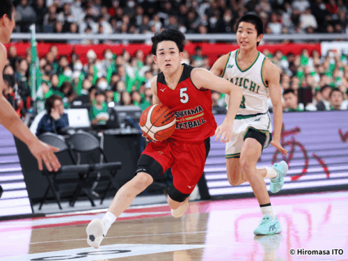 佐藤凪25得点の東山が”福岡決勝”を阻止…悲願のウインターカップ初優勝をかけ決勝で福大大濠と対戦