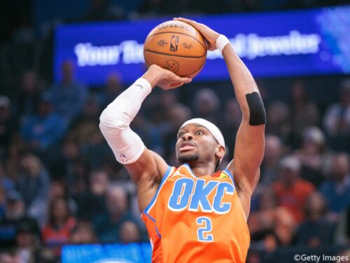 30分未満の出場で今季10度目の30得点超え…サンダーのSGAがヤニスを抜いてNBA新記録を樹立