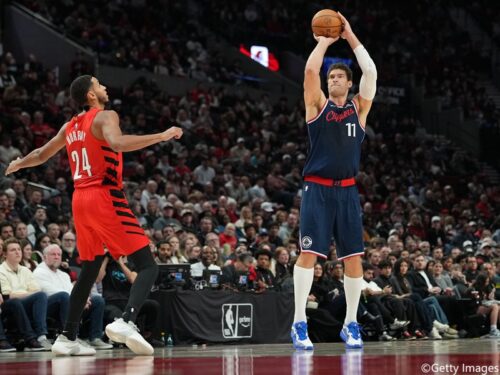 クリッパーズのブルック・ロペスが9本の3ポイント成功…37歳以上の選手ではNBA史上3人目