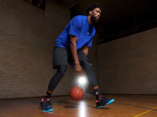 スケッチャーズからジョエル・エンビードのシグネチャーモデル『SKX JE1』が登場…多彩なプレーを支える1足