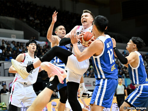 日本代表がW杯予選2連勝スタート…ホーキンソンフル出場、敵地で西田21得点の活躍