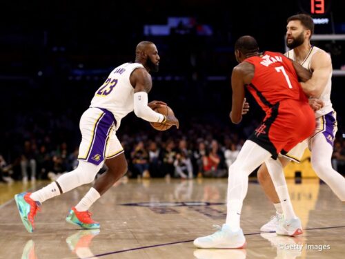 クリスマスゲームを彩ったベテラン対決…デュラントとレブロンが示す互いの敬意と感謝