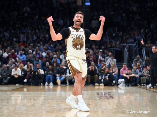 ウォリアーズ、主力選手を大量に欠く中でキャブスに勝利…初先発のスペンサーが躍動