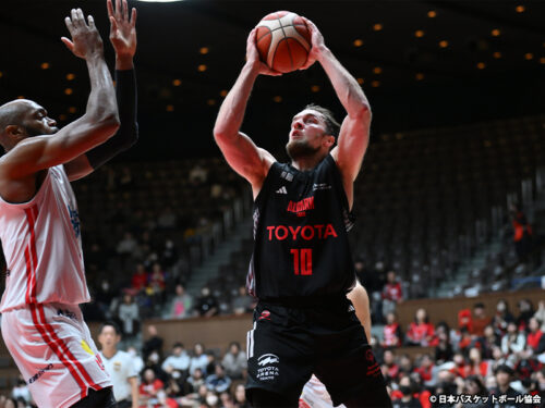 B1同士の一戦はアルバルク東京に軍配…サイズ、バランスキー、フォスターの3人が20得点以上