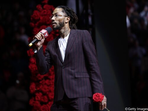 「おめでとう」…ブルズのレジェンド2人がローズの永久欠番入りを祝福「君を誇らしく思う」