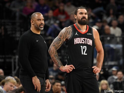 左足首を捻挫したアダムズ…ロケッツ指揮官は「すぐに復帰できるとは思えない」と明かす