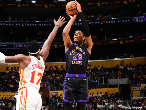 141得点を奪ったレイカーズがホークス撃破で連敗ストップ…8試合ぶり復帰の八村塁は7得点