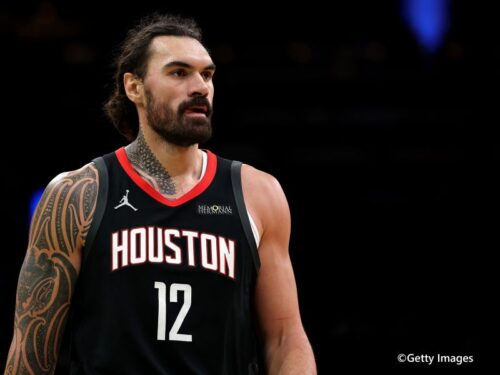 ロケッツのアダムズ、左足首手術により今季残り試合全休…19日のペリカンズ戦で負傷