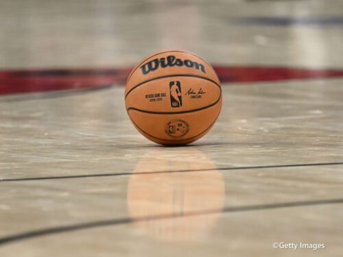 ウルブズ対ウォリアーズ戦が延期へ…移民摘発強化で市民との対立激化、死亡事件に発展