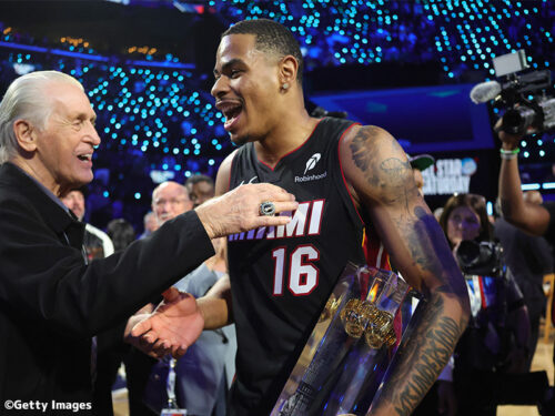 キーシャド・ジョンソンが逆転優勝でダンク王に…“親子制覇”狙ったリチャードソンは1回戦敗退